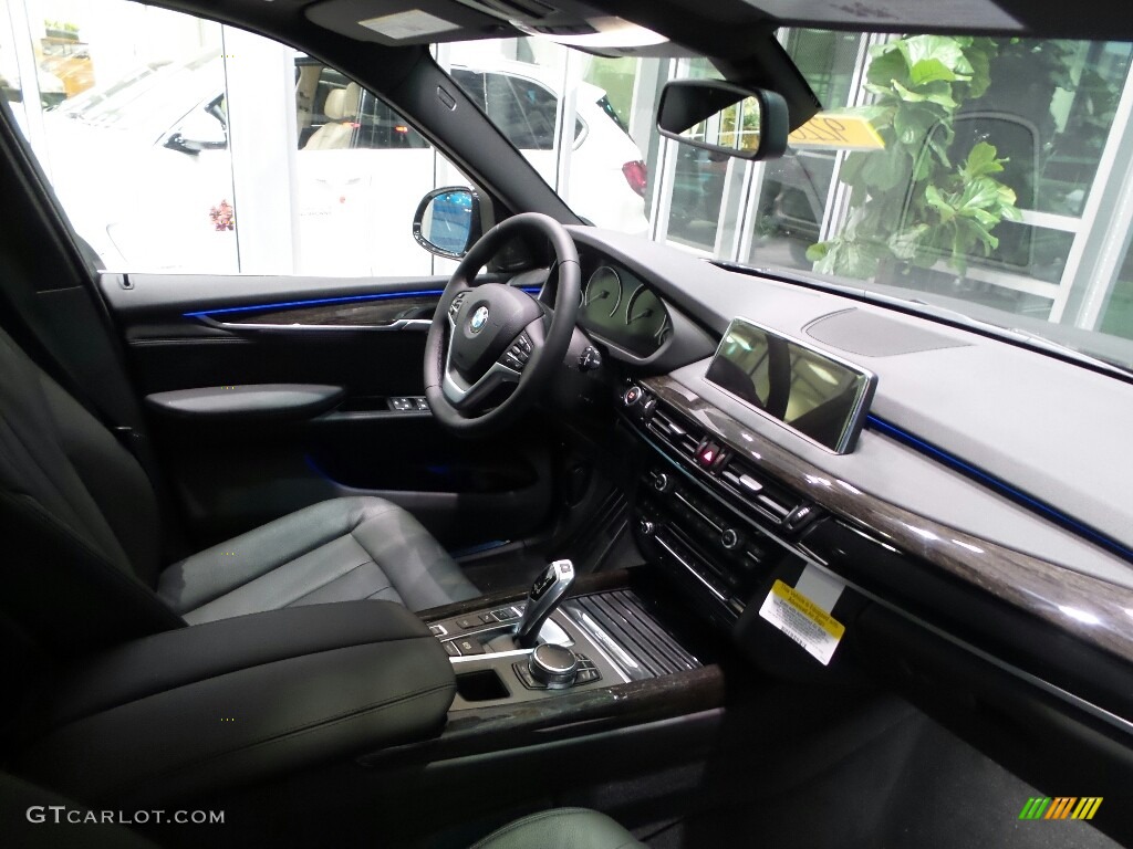 2017 BMW X5 xDrive40e iPerformance Black Dashboard Photo #117386650