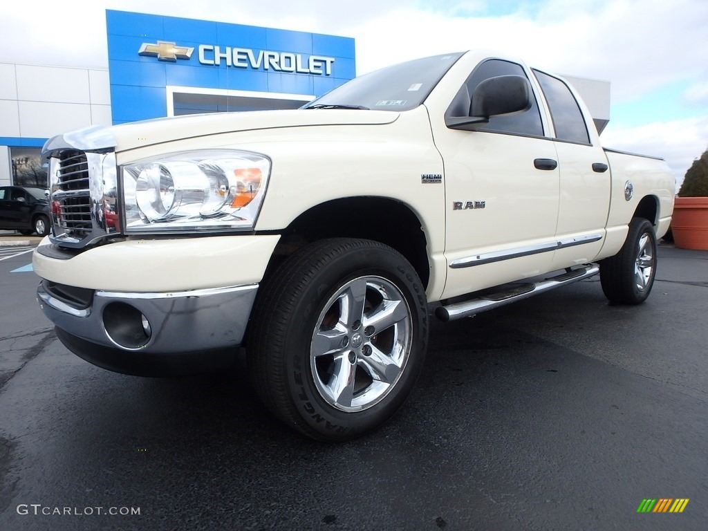 2008 Ram 1500 SLT Quad Cab 4x4 - Cool Vanilla White / Medium Slate Gray photo #2