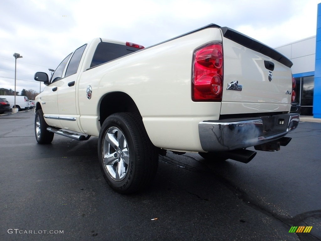 2008 Ram 1500 SLT Quad Cab 4x4 - Cool Vanilla White / Medium Slate Gray photo #5