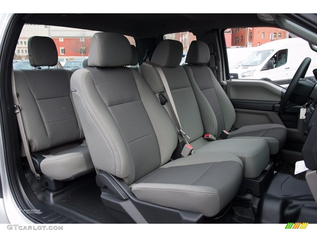 2017 F150 XL SuperCab 4x4 - Ingot Silver / Earth Gray photo #12