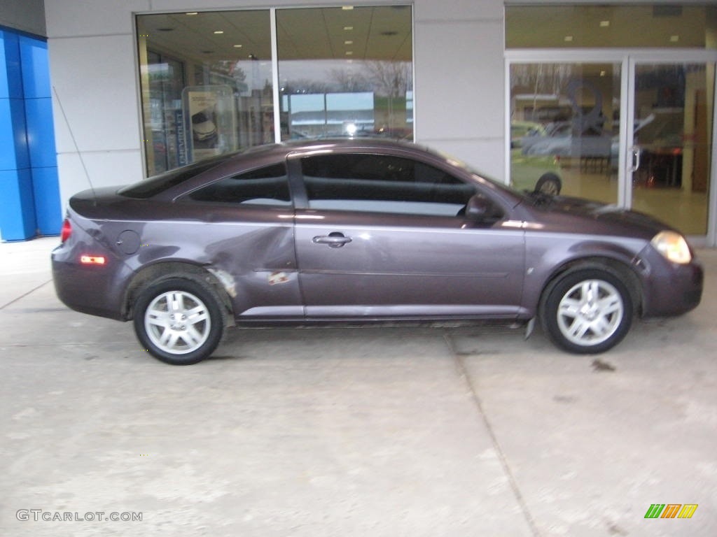 2006 Cobalt LT Coupe - Majestic Amethyst Metallic / Gray photo #2