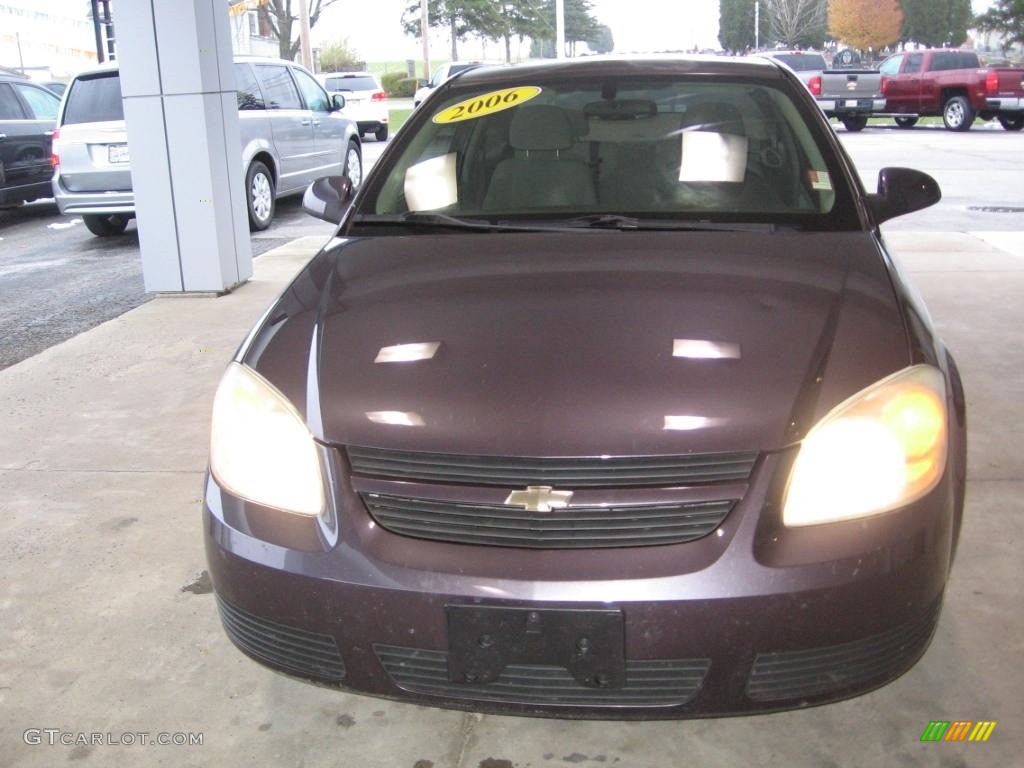 2006 Cobalt LT Coupe - Majestic Amethyst Metallic / Gray photo #5