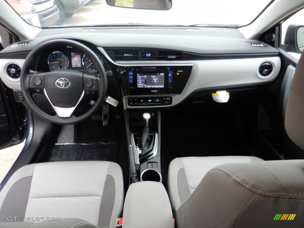 2017 Corolla LE - Slate Metallic / Ash Gray photo #4