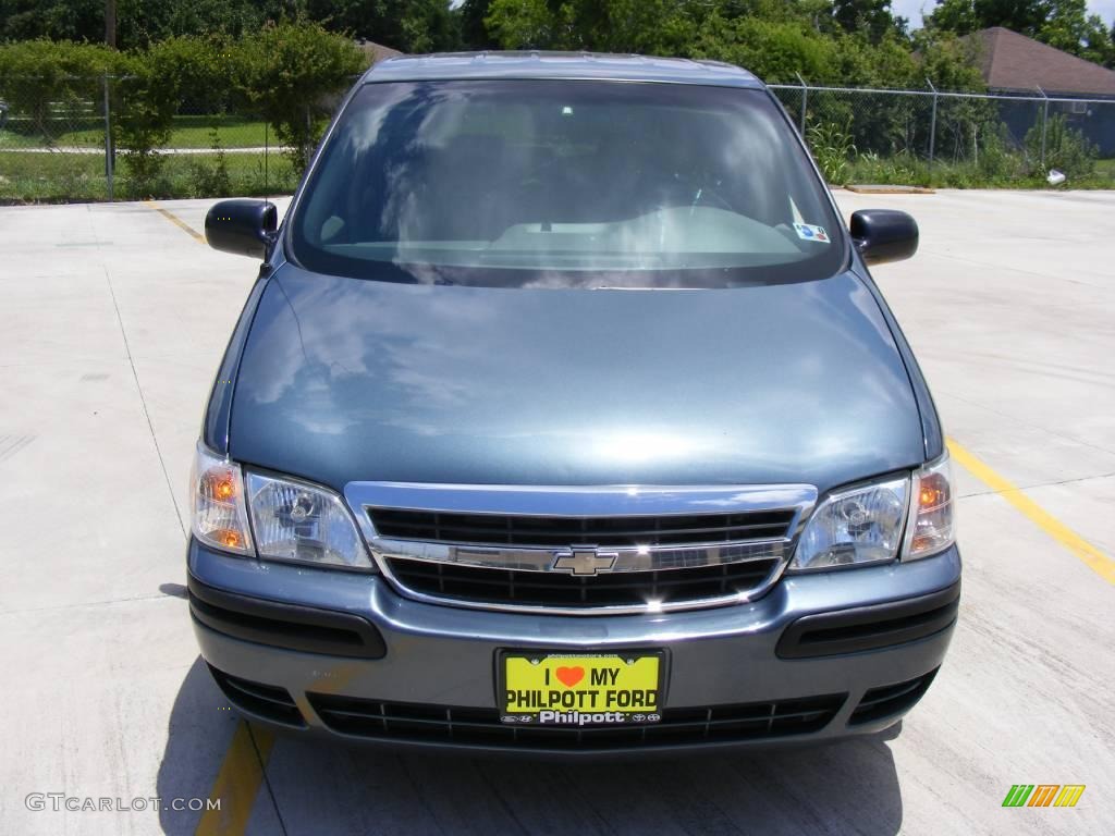 2005 Venture Plus - Blue Granite Metallic / Medium Gray photo #8