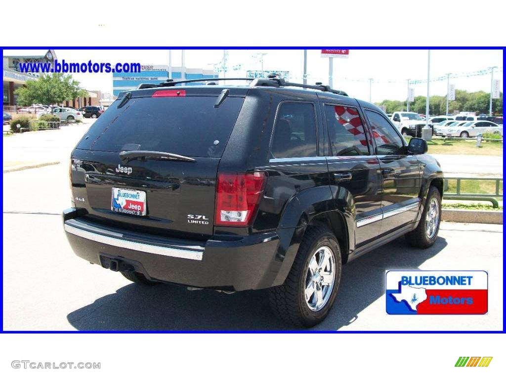 2005 Grand Cherokee Limited 4x4 - Brilliant Black Crystal Pearl / Dark Khaki/Light Graystone photo #3