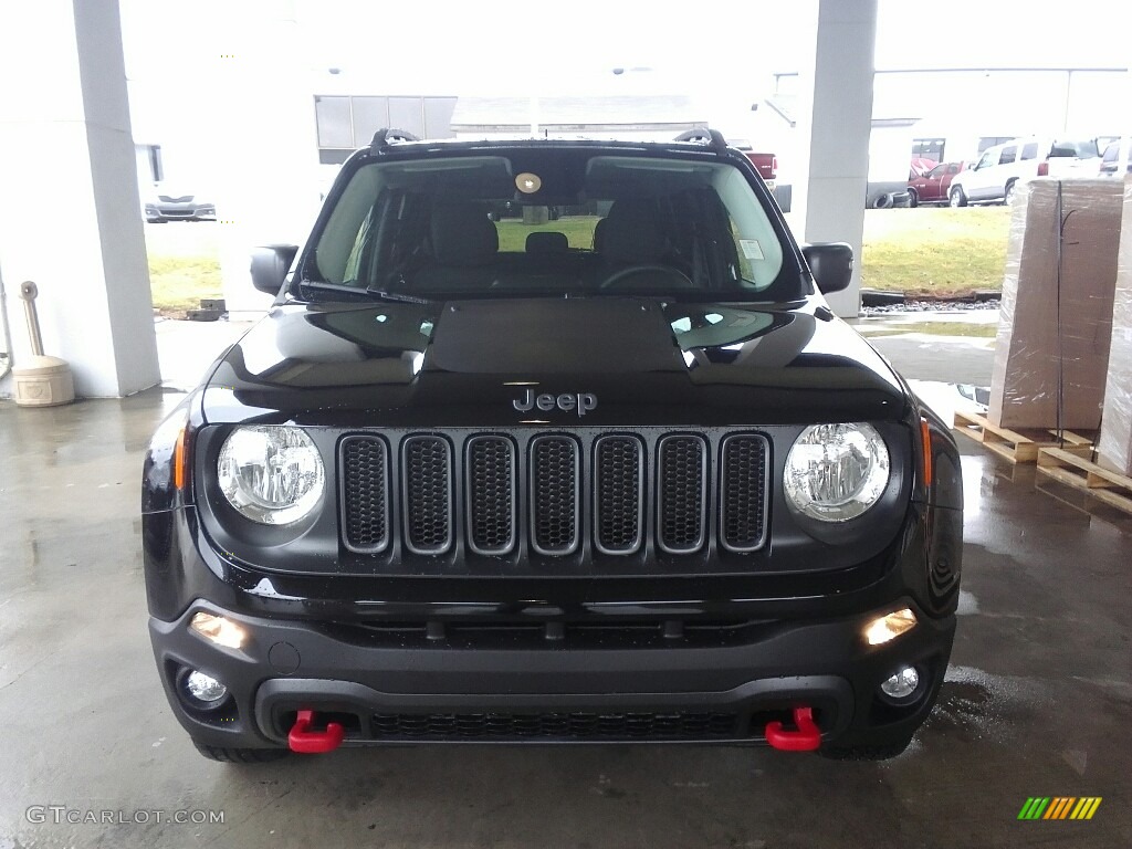 2017 Renegade Trailhawk 4x4 - Black / Black photo #3