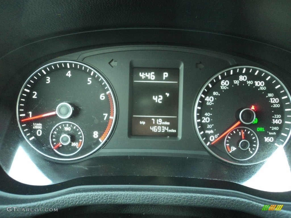 2012 Passat 2.5L S - Tungsten Silver Metallic / Titan Black photo #12