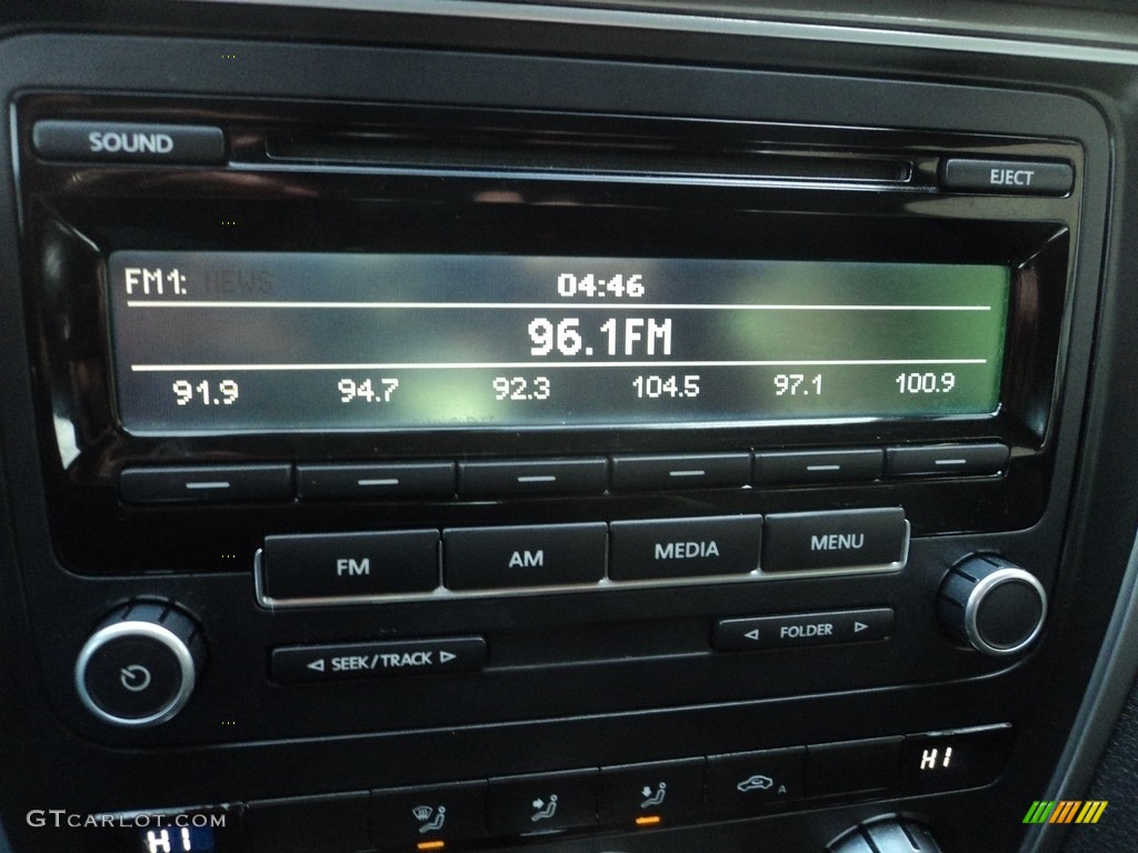 2012 Passat 2.5L S - Tungsten Silver Metallic / Titan Black photo #16