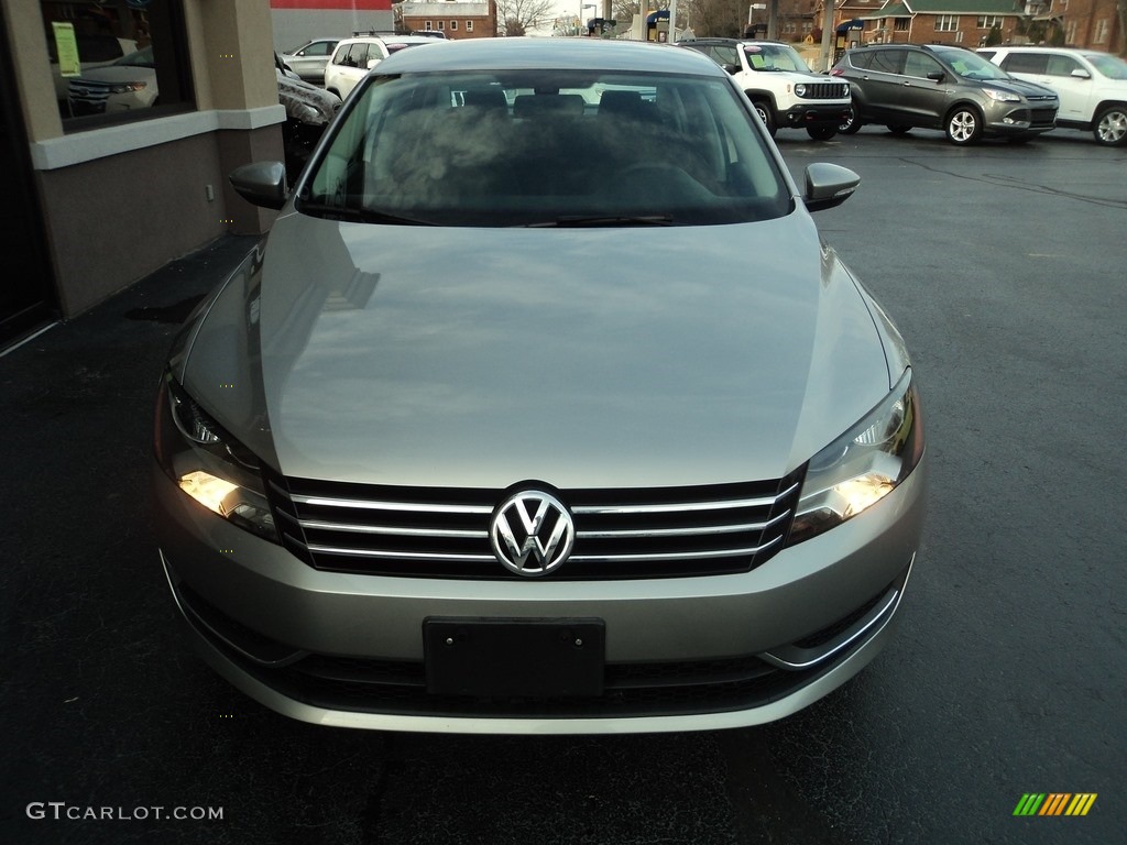 2012 Passat 2.5L S - Tungsten Silver Metallic / Titan Black photo #20