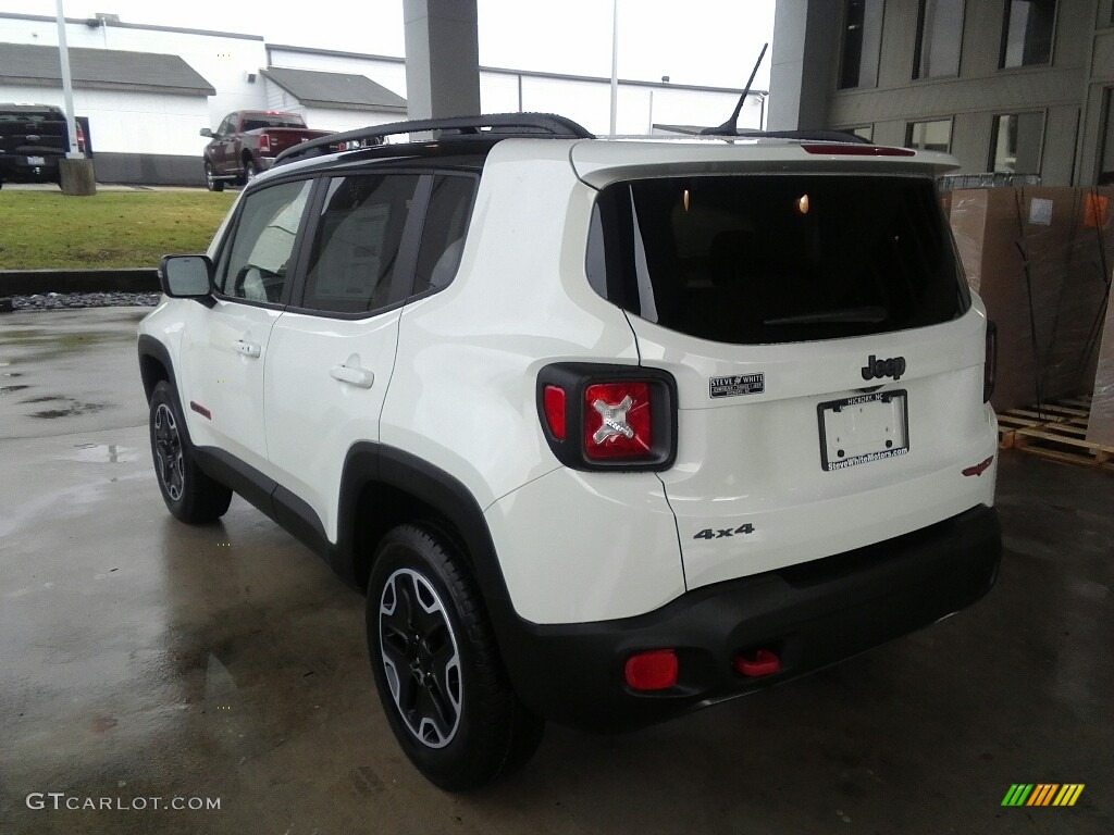 2017 Renegade Trailhawk 4x4 - Alpine White / Black photo #8