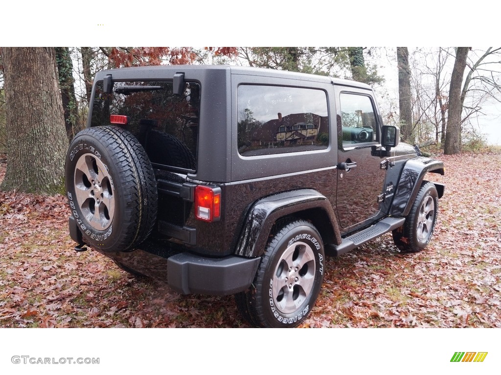 2017 Wrangler Sahara 4x4 - Black / Black/Dark Saddle photo #9