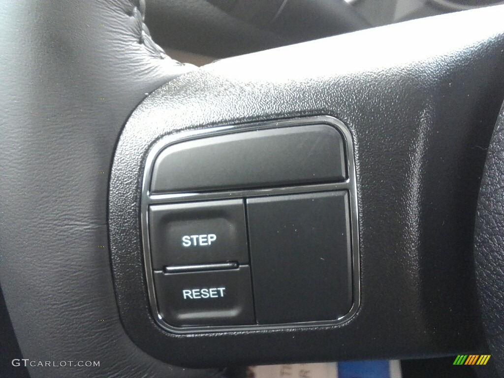 2017 Wrangler Sahara 4x4 - Black / Black/Dark Saddle photo #19