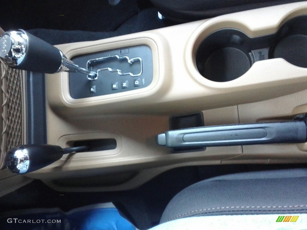 2017 Wrangler Sahara 4x4 - Black / Black/Dark Saddle photo #22