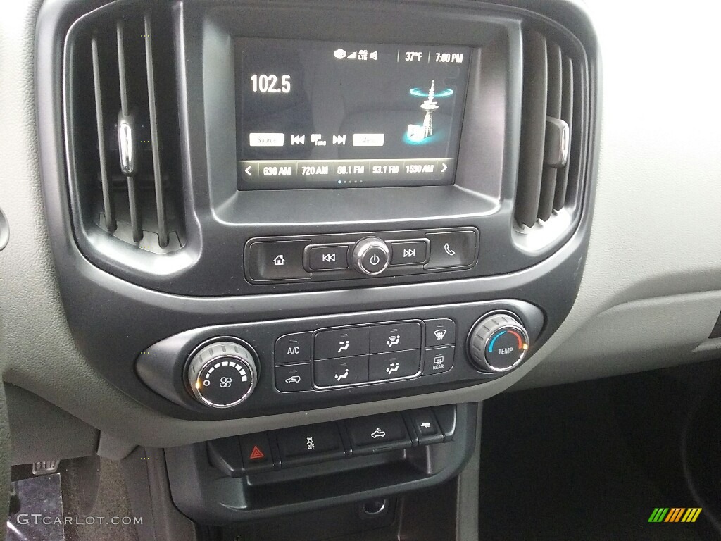 2017 GMC Canyon Extended Cab 4x4 Controls Photo #117397106