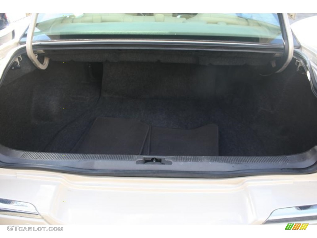 2003 LS V6 - Ivory Parchment Metallic / Black photo #31