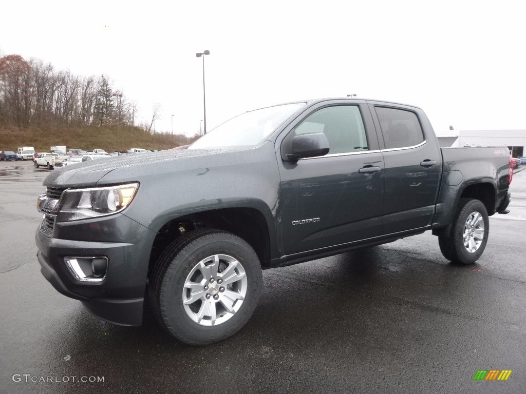 Cyber Gray Metallic 2017 Chevrolet Colorado LT Crew Cab 4x4 Exterior Photo #117403805