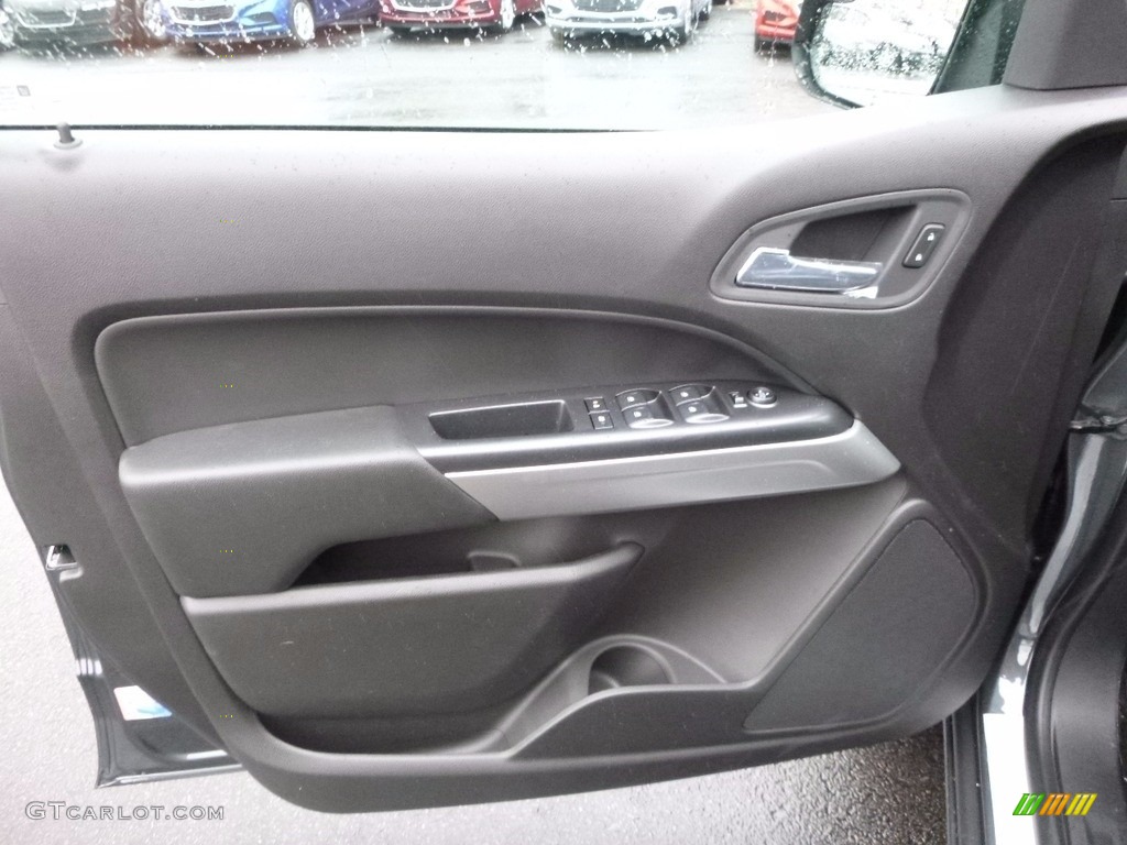 2017 Chevrolet Colorado LT Crew Cab 4x4 Door Panel Photos