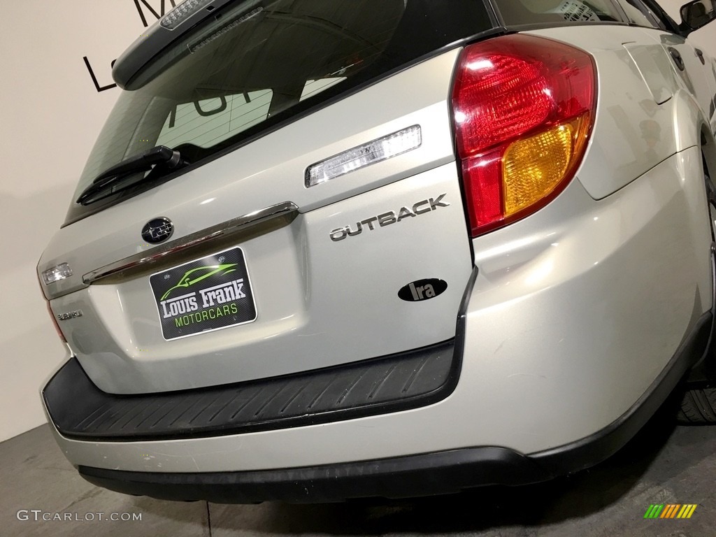 2007 Outback 2.5i Wagon - Champagne Gold Opal / Warm Ivory Tweed photo #20