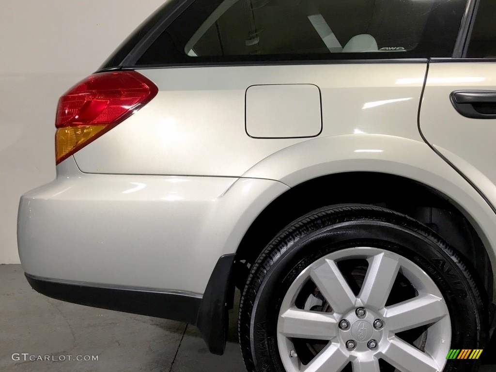 2007 Outback 2.5i Wagon - Champagne Gold Opal / Warm Ivory Tweed photo #30