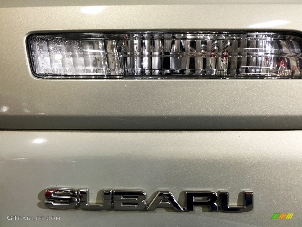 2007 Outback 2.5i Wagon - Champagne Gold Opal / Warm Ivory Tweed photo #47