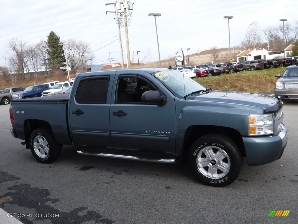 2011 Silverado 1500 LS Crew Cab 4x4 - Blue Granite Metallic / Dark Titanium photo #9