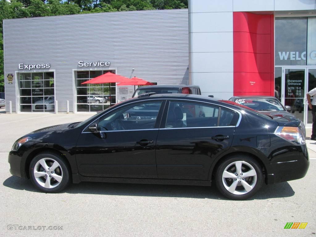 2007 Altima 3.5 SE - Super Black / Charcoal photo #2