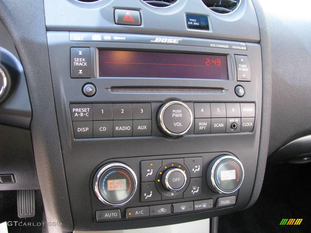 2007 Altima 3.5 SE - Super Black / Charcoal photo #11