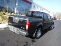 Super Black - Frontier SE Crew Cab 4x4 Photo No. 9