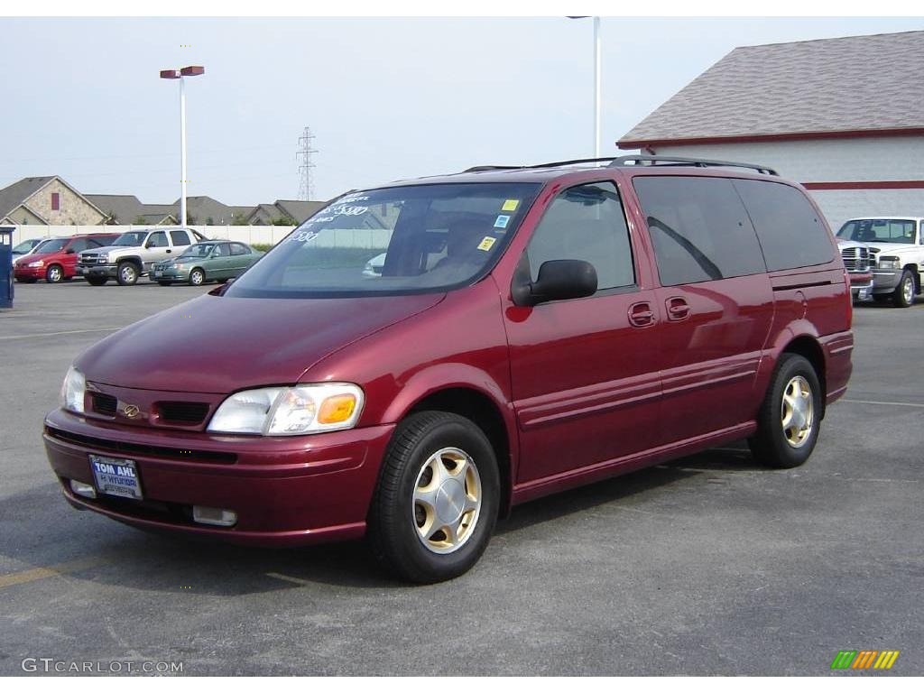 2000 Silhouette Premier - Ruby Red Metallic / Sable photo #1