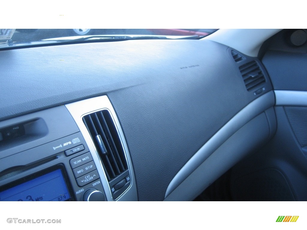 2010 Sonata SE V6 - Slate Blue / Gray photo #18