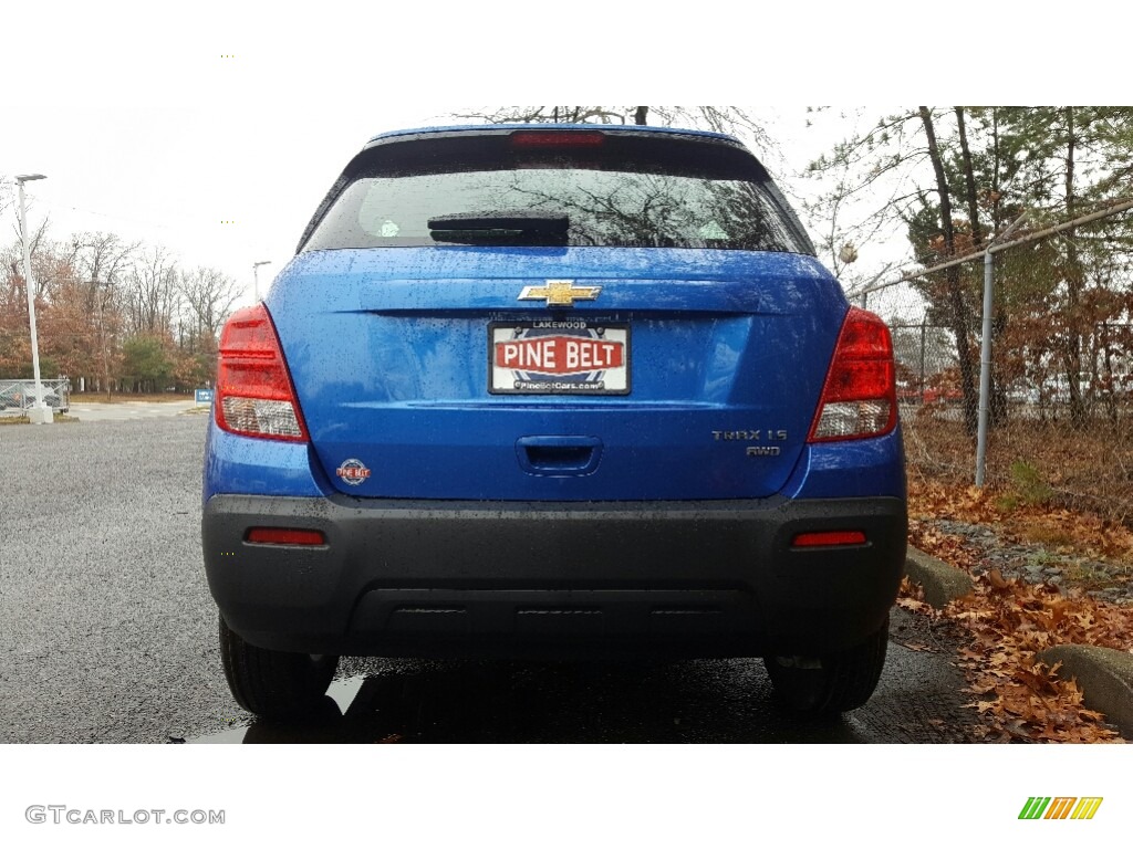 2016 Trax LS AWD - Brilliant Blue Metallic / Jet Black/Light Titanium photo #5