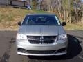 2017 Billet Metallic Dodge Grand Caravan SE  photo #3