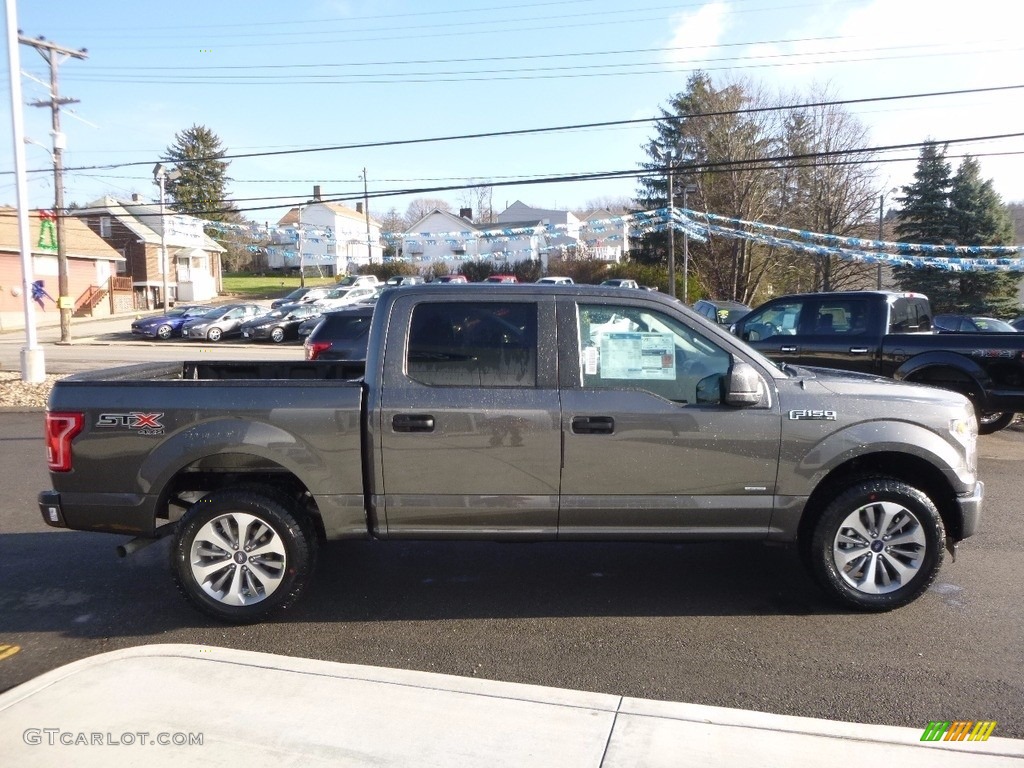 2017 F150 XL SuperCrew 4x4 - Magnetic / Black photo #4