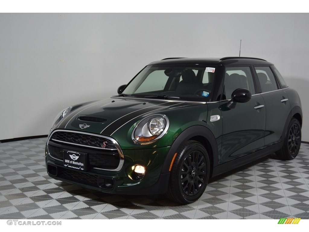 2017 Hardtop Cooper S 4 Door - British Racing Green II Metallic / Carbon Black photo #1