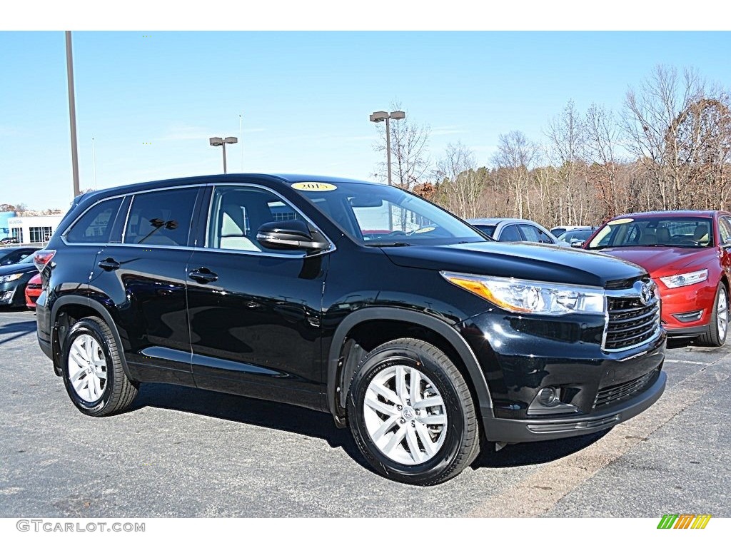 2015 Highlander LE - Attitude Black Metallic / Ash photo #1