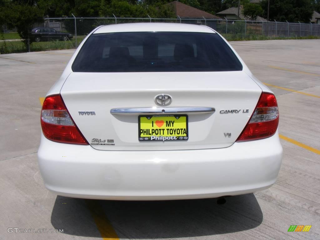 2002 Camry LE V6 - Super White / Stone photo #4