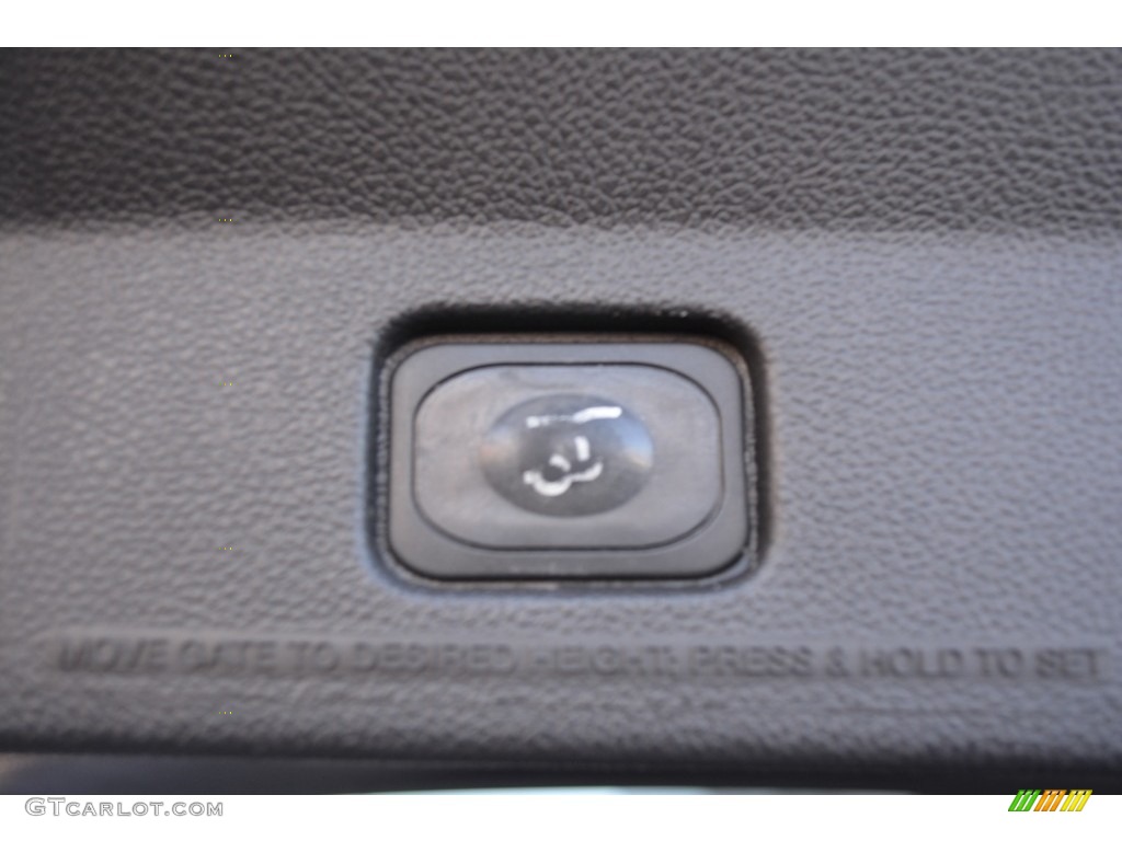 2013 Explorer XLT 4WD - White Platinum Tri-Coat / Charcoal Black photo #14