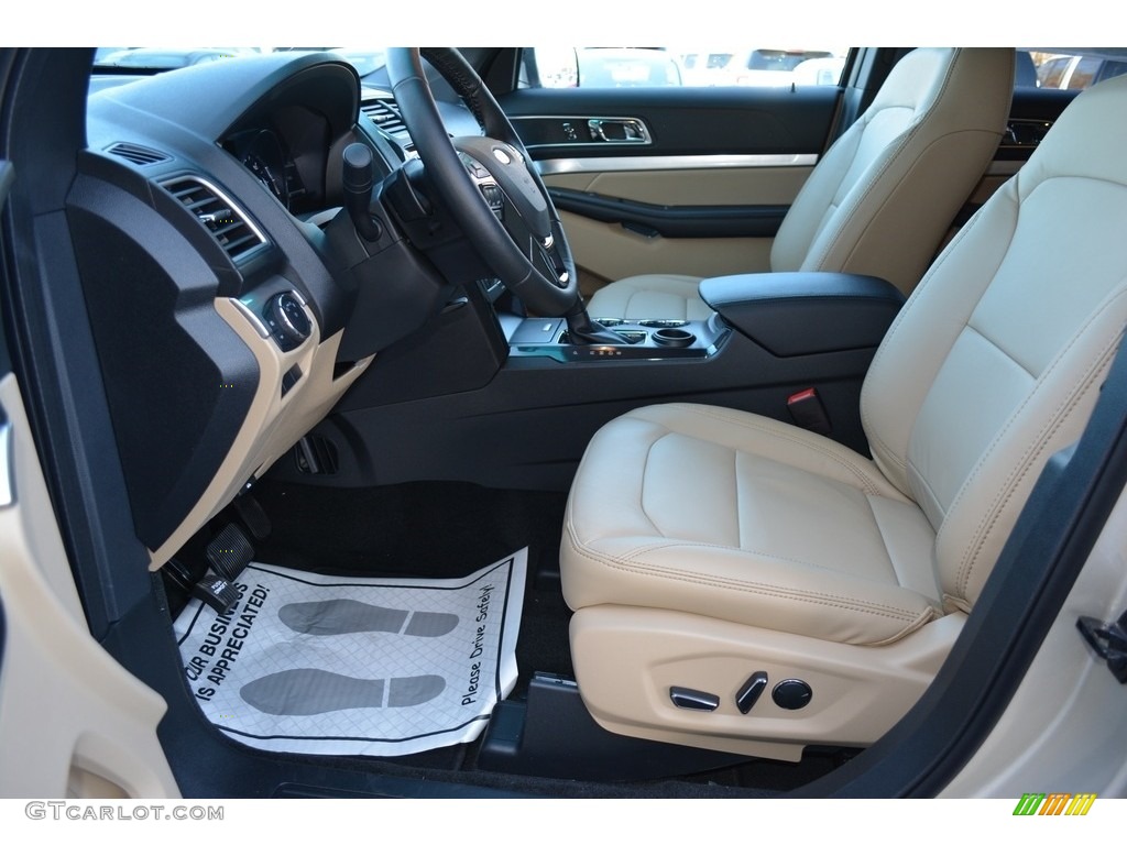 2017 Explorer XLT - White Gold / Medium Light Camel photo #6
