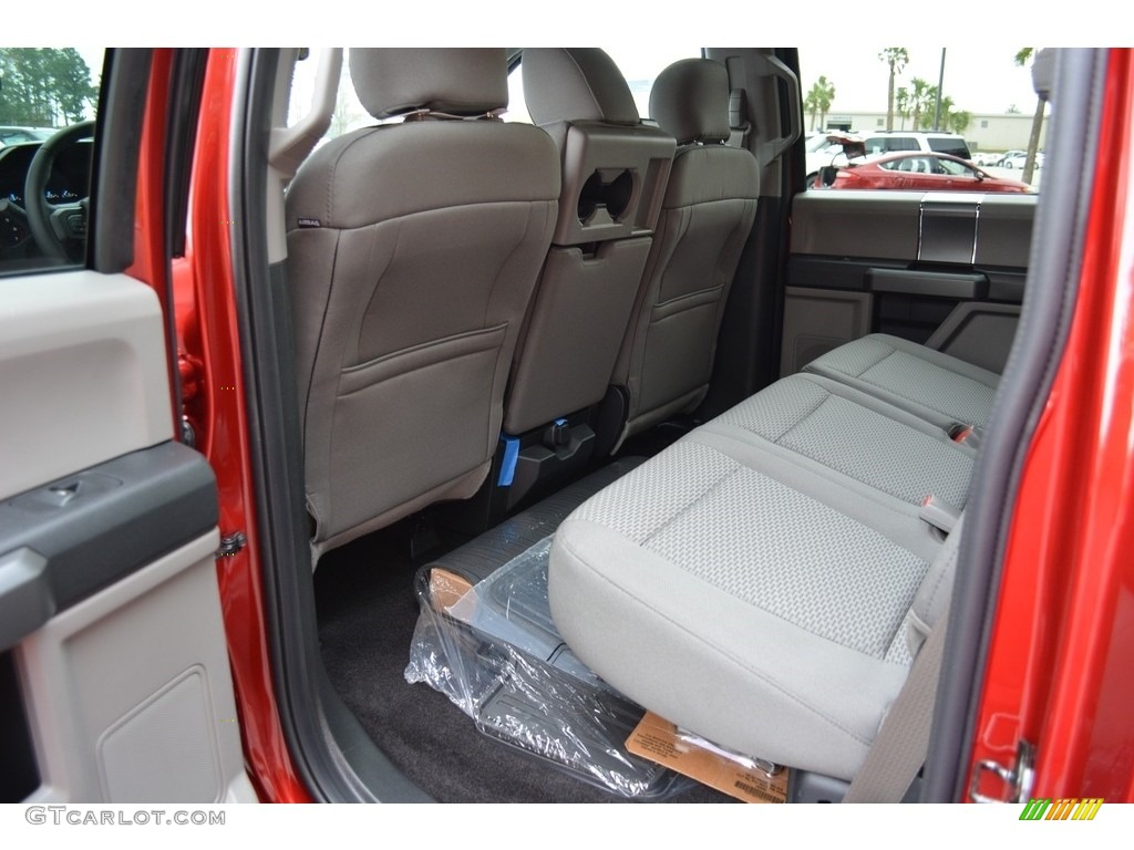 2017 F150 XLT SuperCrew 4x4 - Ruby Red / Earth Gray photo #17