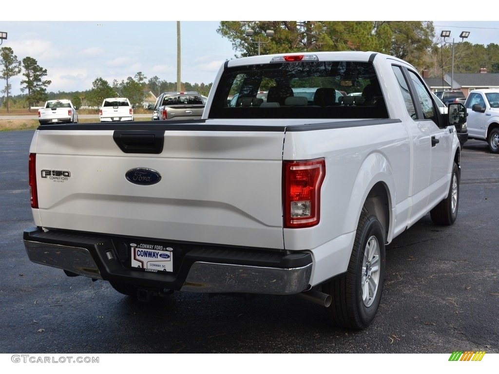 2017 F150 XL SuperCab - Oxford White / Earth Gray photo #3