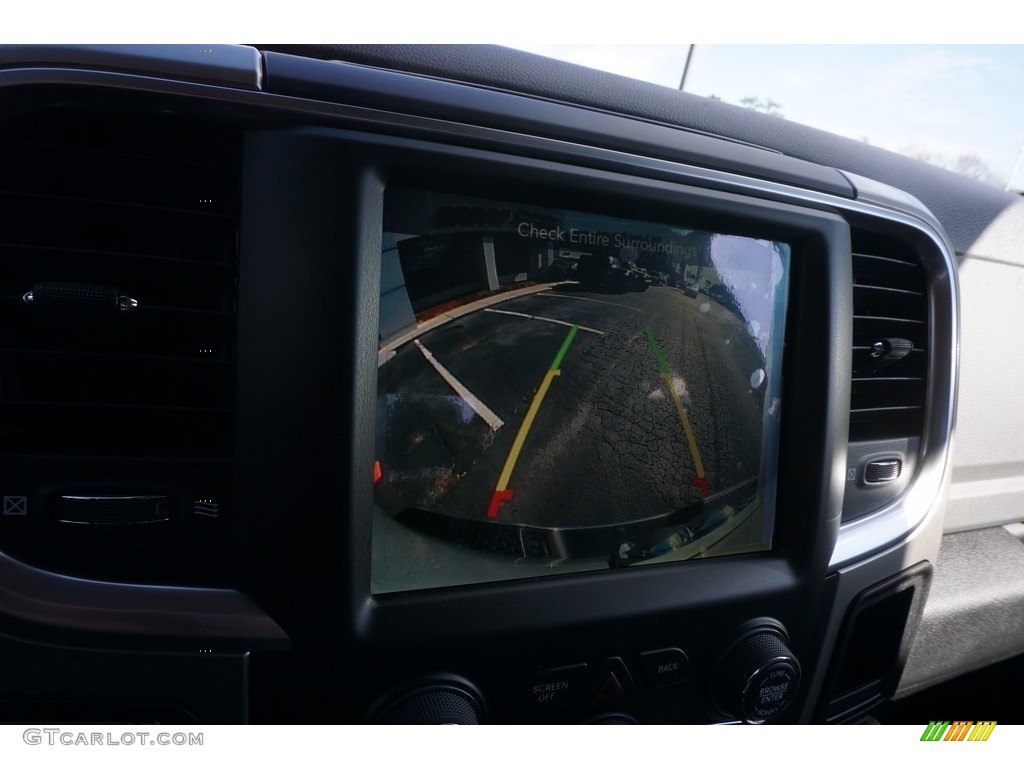 2017 1500 Big Horn Crew Cab - Bright Silver Metallic / Black/Diesel Gray photo #16