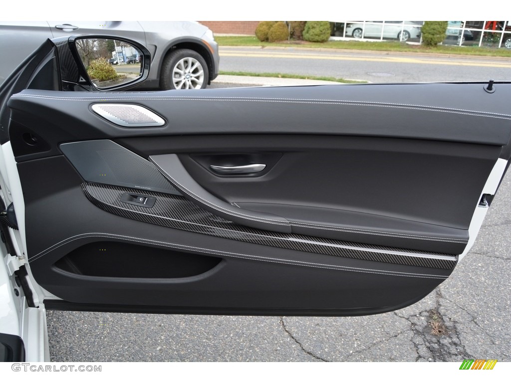 2016 BMW M6 Coupe Door Panel Photos