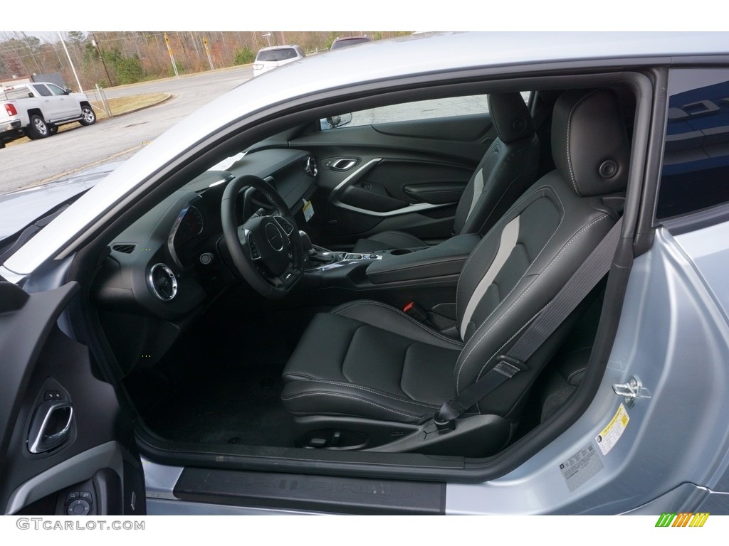 2017 Chevrolet Camaro LT Coupe Front Seat Photo #117443922