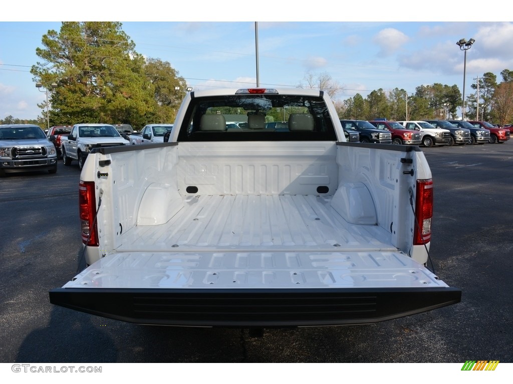 2017 F150 XL Regular Cab - Oxford White / Earth Gray photo #6