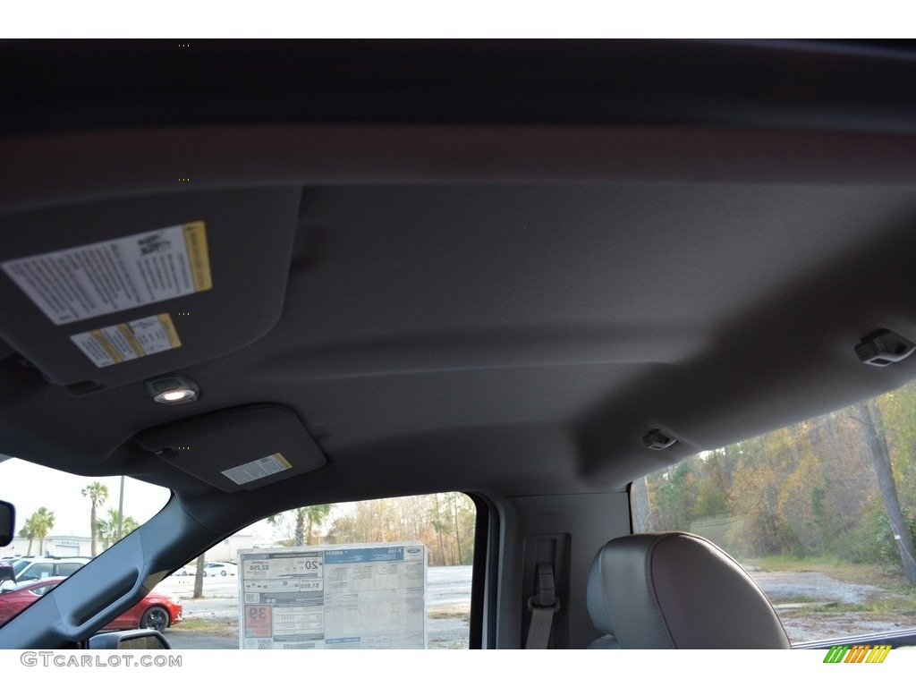 2017 F150 XL Regular Cab - Oxford White / Earth Gray photo #13