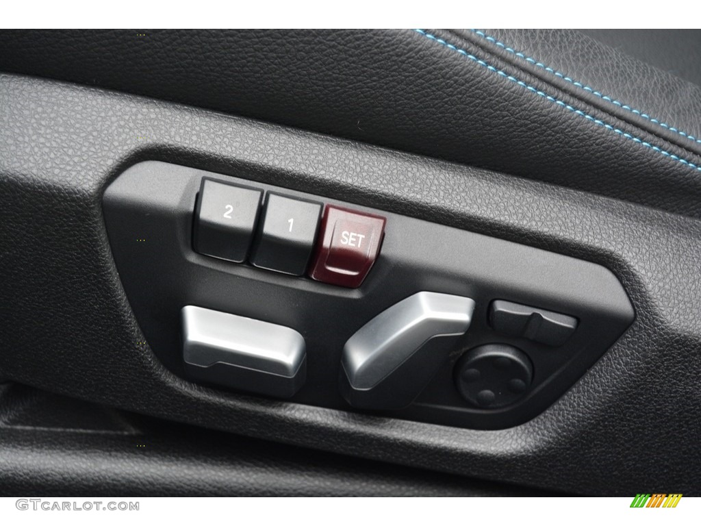 2016 BMW M2 Coupe Controls Photo #117445860