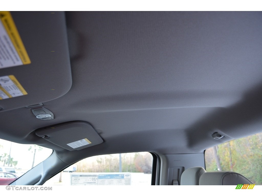 2017 F150 XL Regular Cab - Oxford White / Earth Gray photo #13