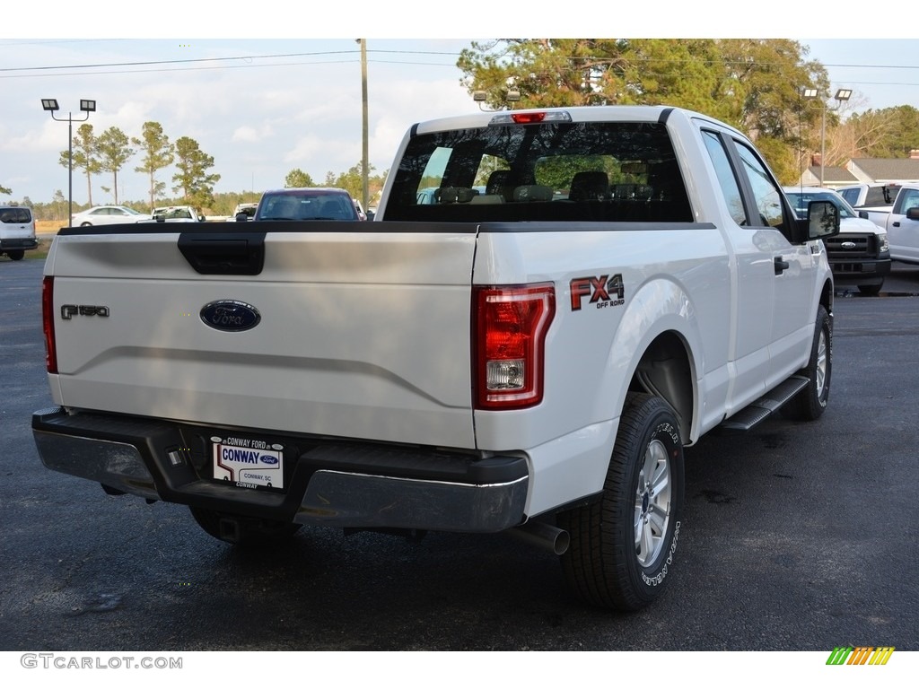 2017 F150 XL SuperCab 4x4 - Oxford White / Earth Gray photo #3