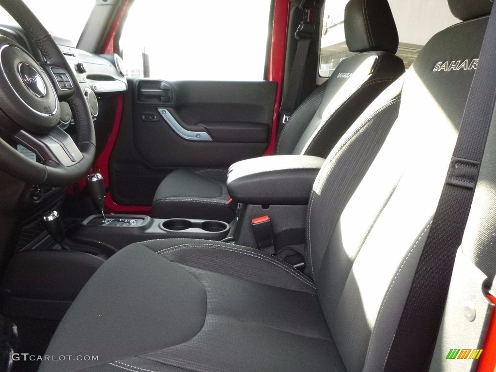 2017 Wrangler Sahara 4x4 - Firecracker Red / Black photo #11