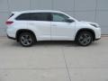 2017 Blizzard White Pearl Toyota Highlander Limited AWD  photo #3